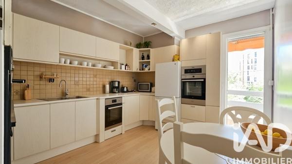 Appartement à vendre 3 pièces 71 m² Marseille 4