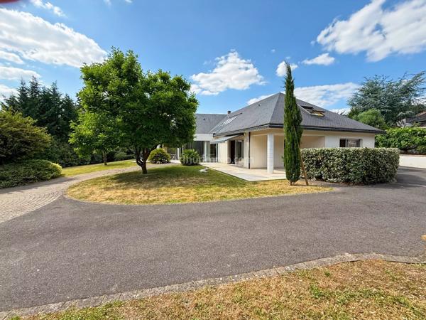 Vente Villa 7 pièces 312 m2 à Soisy-sur-Seine
