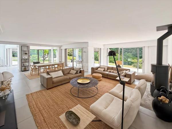 Vente Villa 7 pièces 312 m2 à Soisy-sur-Seine