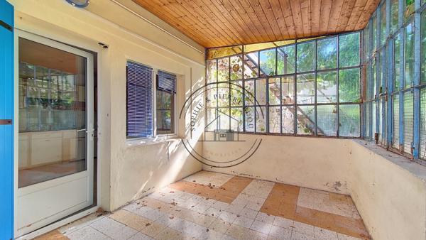 Cavaillon (84300) MAISON DES ANNEES 30 AVEC JARDIN ARBORE