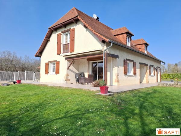 Propriété de charme de 200m2 tout confort avec piscine