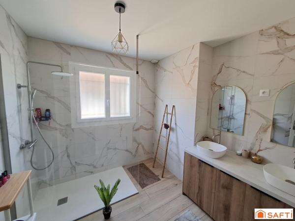 Propriété de charme de 200m2 tout confort avec piscine