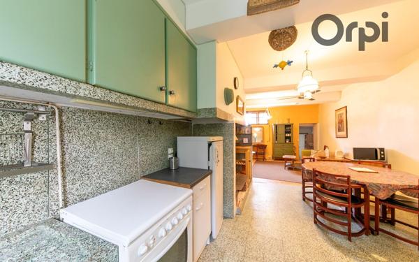 Maison à vendre    3 pièces •  Tautavel