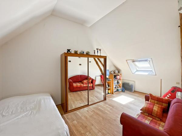 HYPER CENTRE VILLE 5 chambres Plain pied de vie Jardin ETREPAGNY