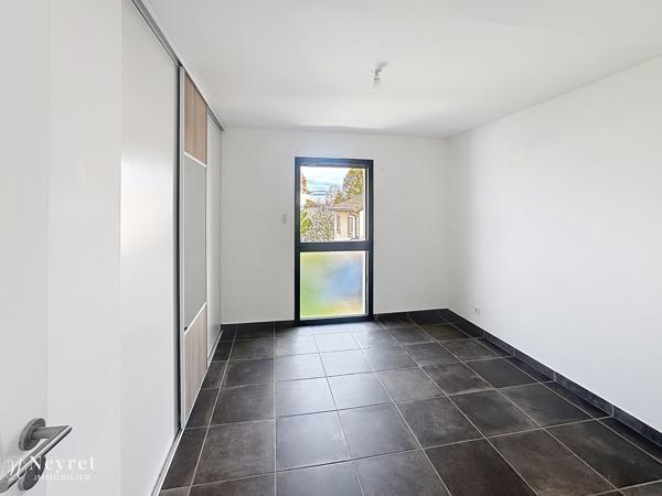 montrond-les-bains maison de 115m2 implantée sur 200m2 de terrain avec garage