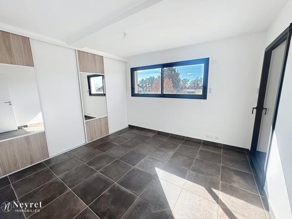 montrond-les-bains maison de 115m2 implantée sur 200m2 de terrain avec garage