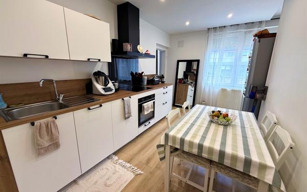 Appartement à vendre    2 pièces • 45 m2 Algrange