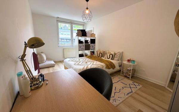 Appartement à vendre    2 pièces • 45 m2 Algrange