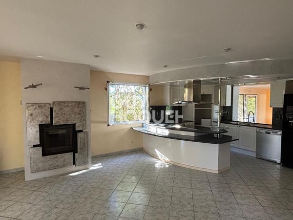 Maison spacieuse à vendre à Grenade - Référence 2470