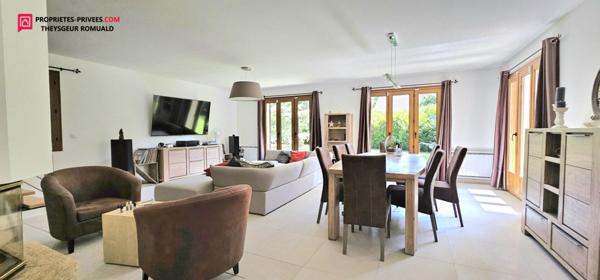 Maison Courtenay 8 pièce(s) 250 m2