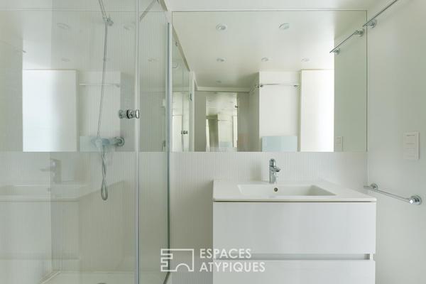 Duplex d’architecte avec ascenseur et vue sur Montmartre
