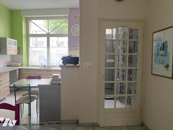 AU COEUR DU CENTRE MAISON DE VILLE