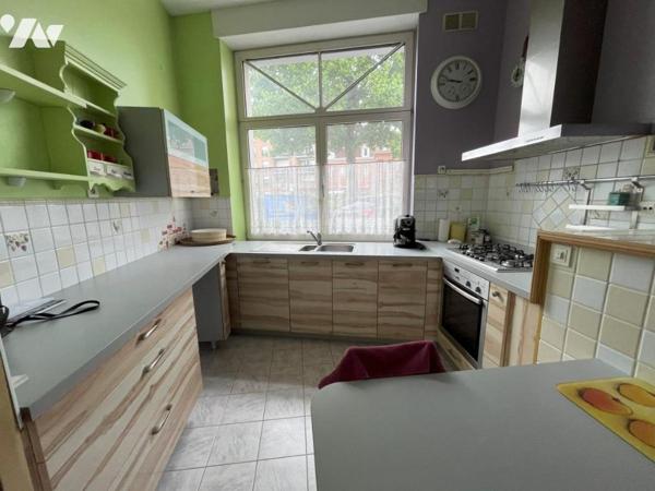 AU COEUR DU CENTRE MAISON DE VILLE