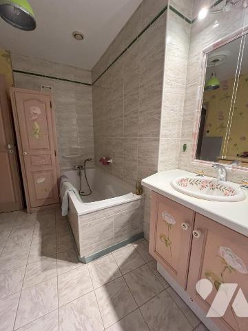 AU COEUR DU CENTRE MAISON DE VILLE