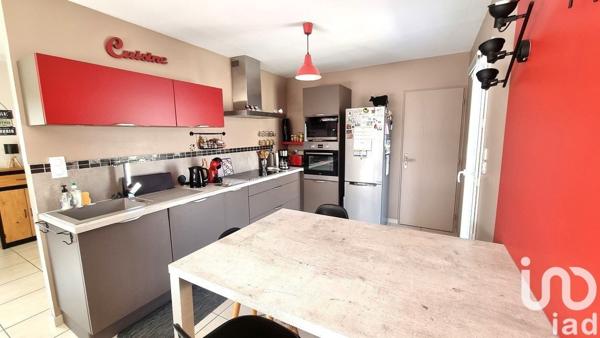 Maison 4 pièces de 97 m² à Guéreins (01090)