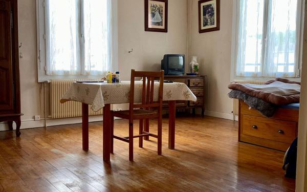 Maison à vendre    2 pièces •  Vitry-le-François