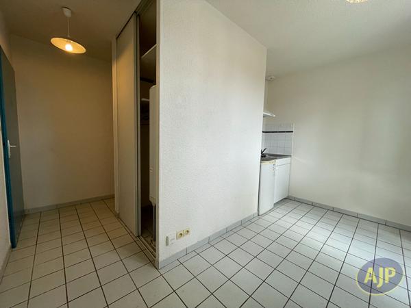 Vente appartement Saintes : 43 500 € - AJP Immobilier Saintes