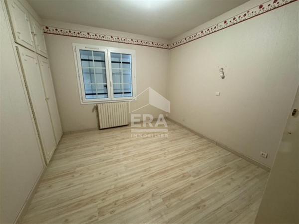 Maison louer de plain pied, 4 pièces 127 m² - Royan