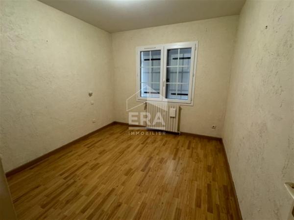 Maison louer de plain pied, 4 pièces 127 m² - Royan