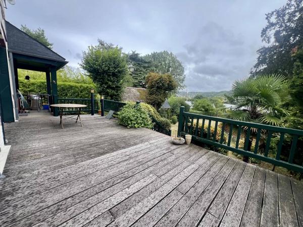 Maison de maître de 141 m2 édifiée sur un terrain de 1060 m2