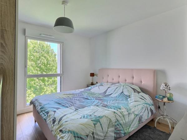 Divonne-les-Bains (01220) Appartement 2 chambres avec grande terrasse - Proximité centre