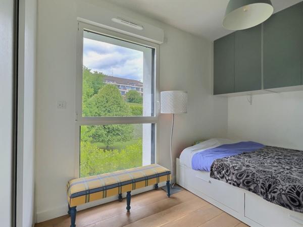 Divonne-les-Bains (01220) Appartement 2 chambres avec grande terrasse - Proximité centre