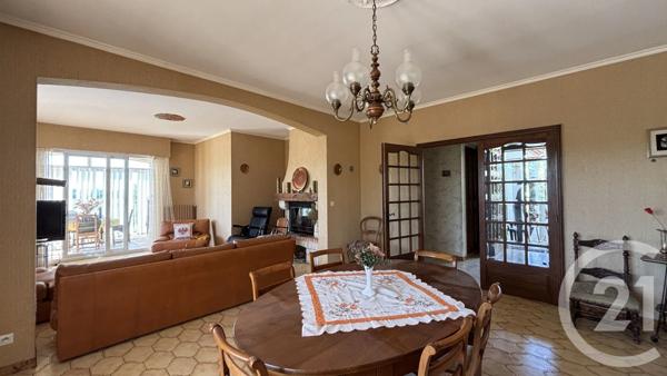 Maison à vendre  8 pièces - 221 m 2   LAUTREC  - 81
