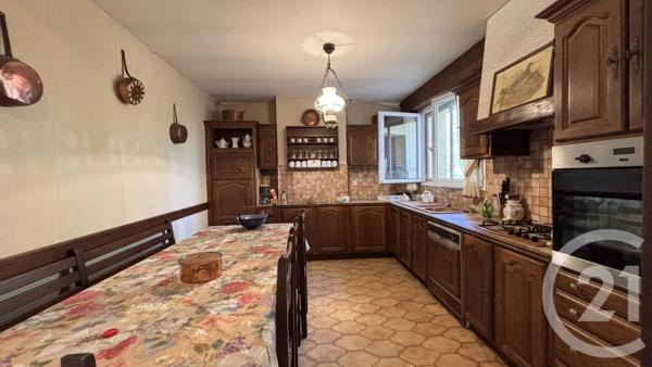 Maison à vendre  8 pièces - 221 m 2   LAUTREC  - 81
