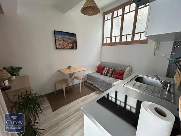 Appartement à louer 2 pièces 22m² Clermont-Ferrand (63000)