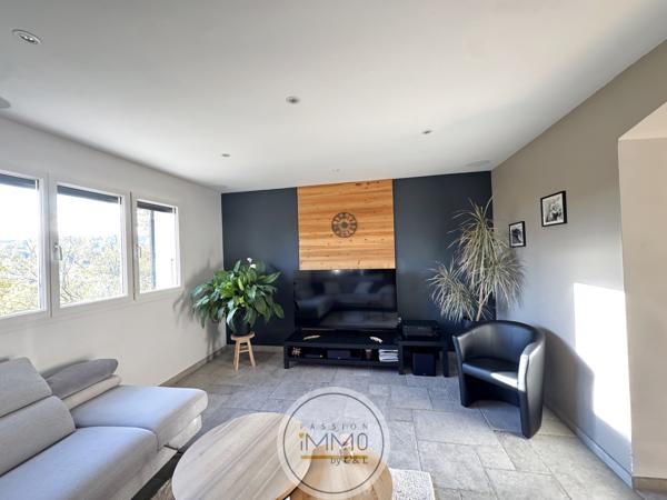 Maison 5 pièce(s) 3 chambre(s) 166 m²