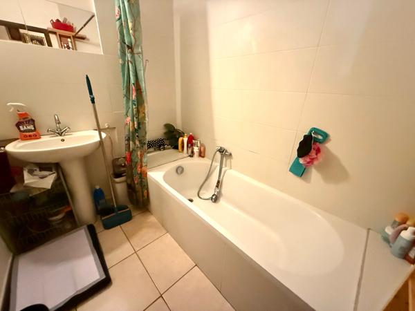 Lodève (34700) EXCLUSIVITÉ - APPARTEMENT T3 IDÉALEMENT SITUÉ AU CŒUR DE LODÈVE