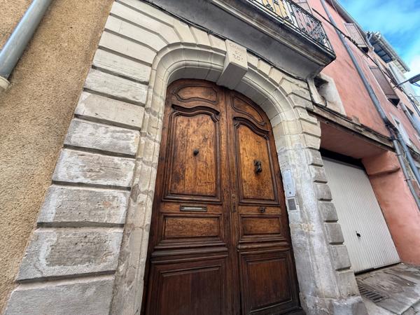 Lodève (34700) EXCLUSIVITÉ - APPARTEMENT T3 IDÉALEMENT SITUÉ AU CŒUR DE LODÈVE