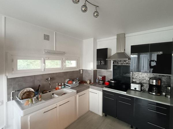 APPARTEMENT F3 AVEC GARAGE ET TERRAIN