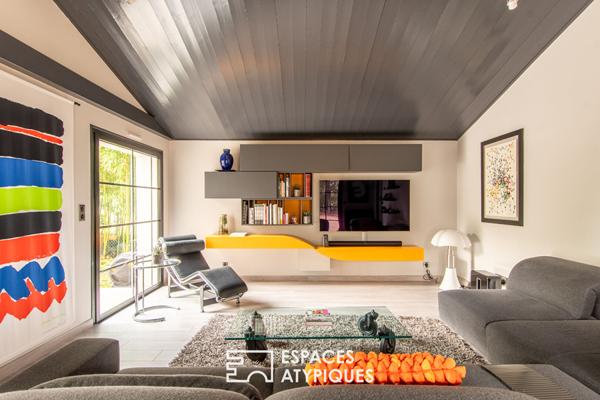 Villa contemporaine et parc paysager aux portes des plages