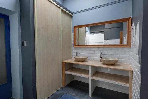 Sauveterre-la-Lémance (47500) Maison de village avec piscine et jardin