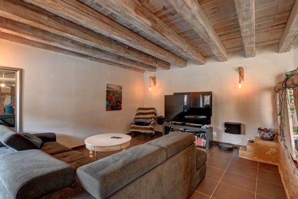 Sauveterre-la-Lémance (47500) Maison de village avec piscine et jardin