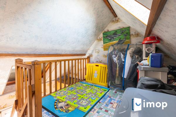 RER E Bondy - Maison familiale avec véranda - 4 chambres- beau jardin