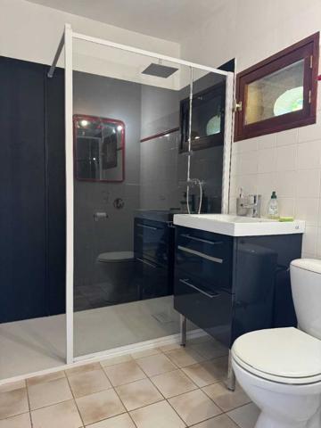 Gîtes chambres d'hôtes - Belves Propriété de charme avec 6 gîtes au coeur du Périgord : un havre de paix aux multiples opportunités.