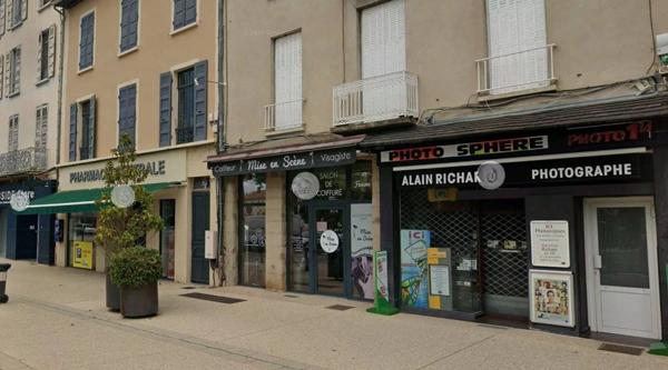 À louer - Local commercial toutes activités - 82 m² - Romans-sur-Isère