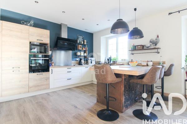 Maison à vendre 6 pièces 154 m² Saint-Affrique