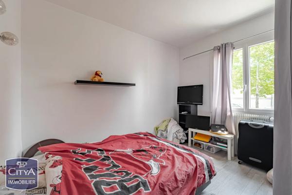 Appartement à vendre 3 pièces 72m² Saint-Cyr-sur-Loire (37540)