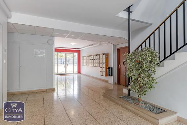 Appartement à vendre 3 pièces 72m² Saint-Cyr-sur-Loire (37540)
