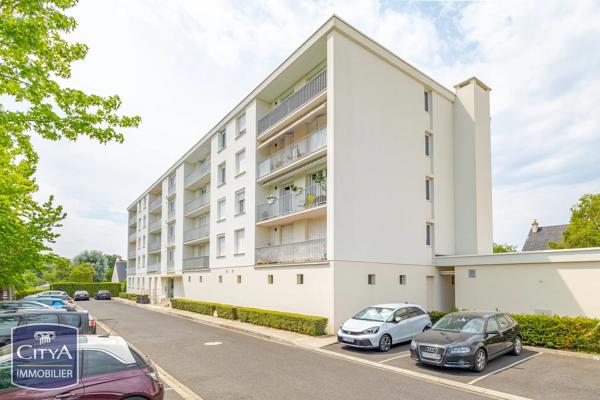 Appartement à vendre 3 pièces 72m² Saint-Cyr-sur-Loire (37540)