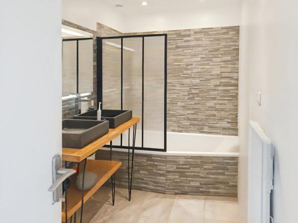 Maison lumineuse 2 chambres avec jardin