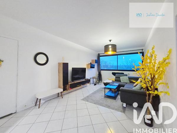 Appartement à vendre 3 pièces 60 m² Le Coudray-Montceaux