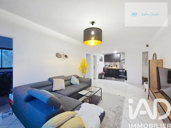 Appartement à vendre 3 pièces 60 m² Le Coudray-Montceaux