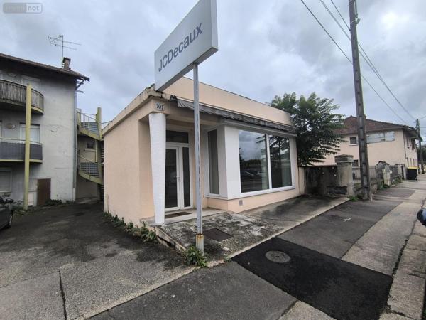 Local Professionnel et commercial à louer à Péronnas dans l'Ain (01960), ref : Local PERONNAS