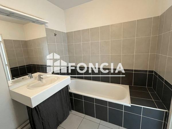 Location Appartement 2 pièces 40.08 m² - 6 & 8 RUE MOURRE 2 RUE DE LA SOLIDARITE Avignon 84000