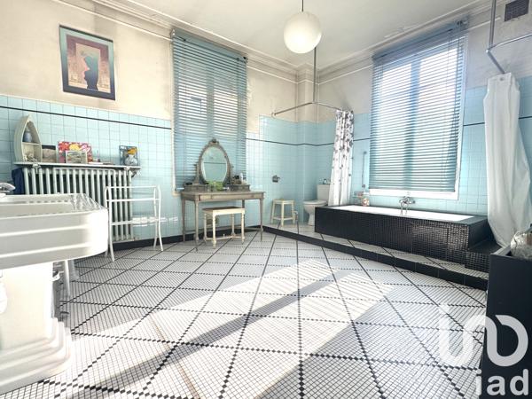 Maison à vendre 10 pièces 289 m² Sceaux