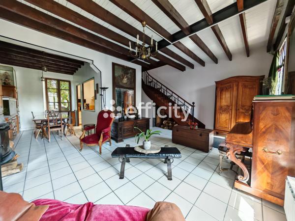 Maison
         6 pièces
        - 145 m² Bien prestige 465 000 € *